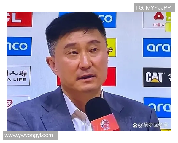 中国足球界的璀璨星辰十位顶尖球员的精彩人生与成就解析